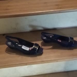 Anne Klein Sport Shoes - Dressy Flats in Navy Blue Anne Klein Sport Shoes - Dressy Flats in Navy Blue